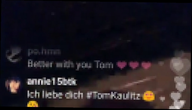 Tom Kaulitz's livestream - watching "Boy Don't Cry" (LA, 20.10.17) 