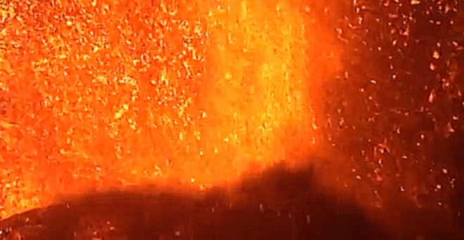 Etna blasts lava and ash high into sky -BBC News вулкан Этна на острове Сицилия (Италия) 03 12 2015 