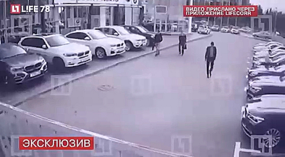 Синхронный угон четырёх BMW в Петербурге попал на видео 