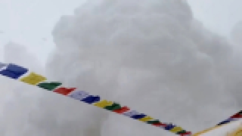 Альпинист сумел запечатлеть смертоносную лавину Everest Basecamp 25.04.2015 