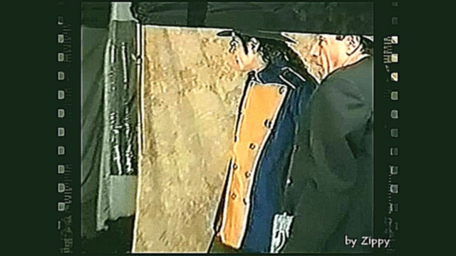 Michael Jackson - Onstage/Backstage: Two Different Lives [1] 