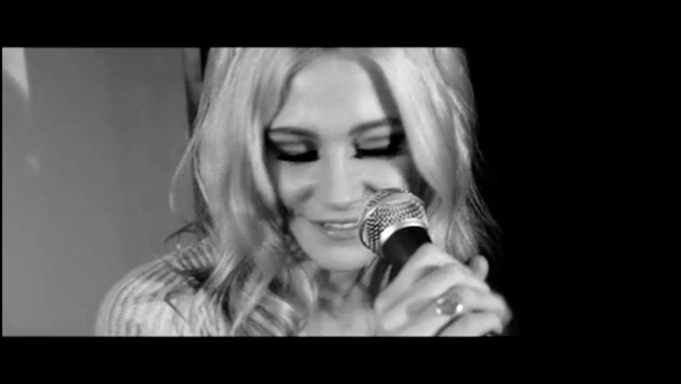 Pixie Lott - Nasty feat. The Vamps - Live In The Studio HD http://vk.com/public53281593 