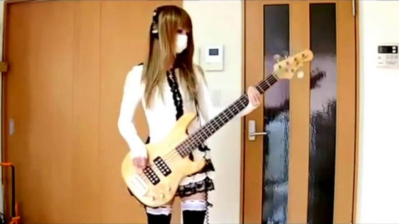 японки на гитаре