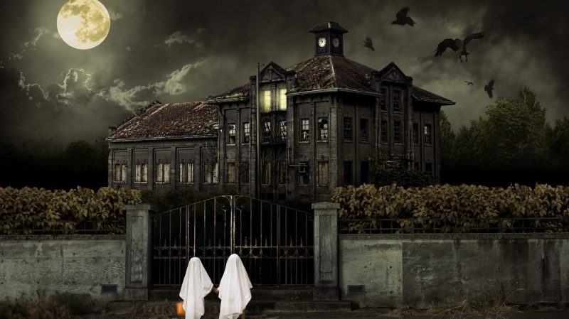 Полнолуние - Дом с привидениями