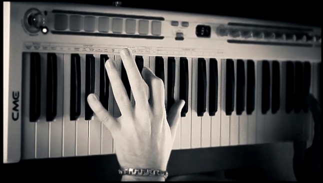 Ellie Goulding - Love Me Like You do (piano cover version Semi)  