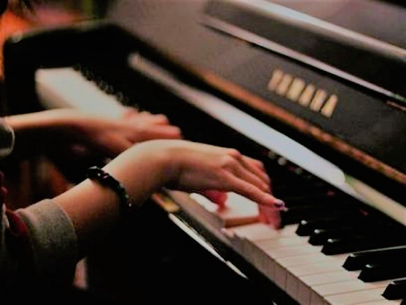 красивая игра - piano