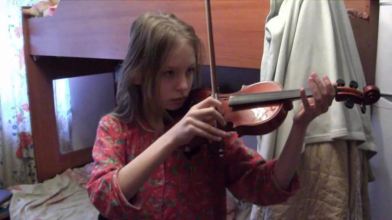Саксофон из фильма "Стиляги" - Момент, когда Мэл учится играть.