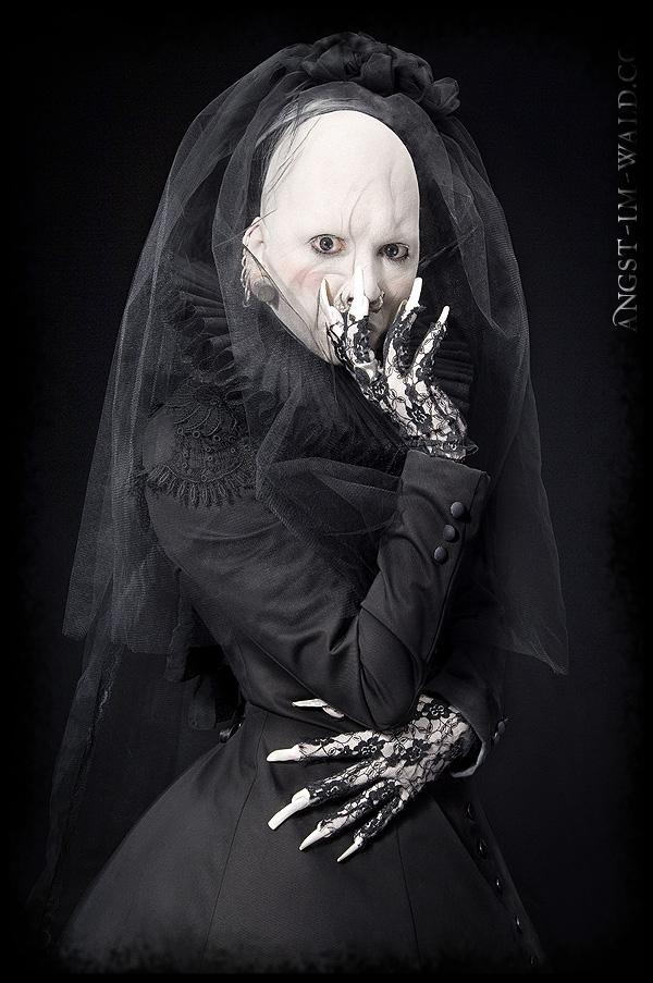 Sopor Aeternus & The Ensemble Of Shadows