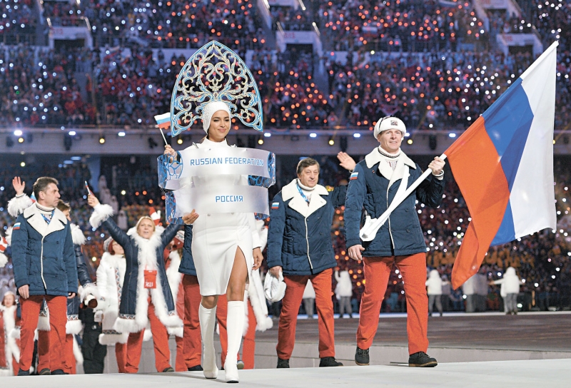 Выход команд на церемонии открытия Олимпийских Игр в Сочи